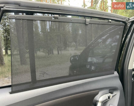 Черный Тойота Версо, объемом двигателя 2.23 л и пробегом 335 тыс. км за 8500 $, фото 22 на Automoto.ua