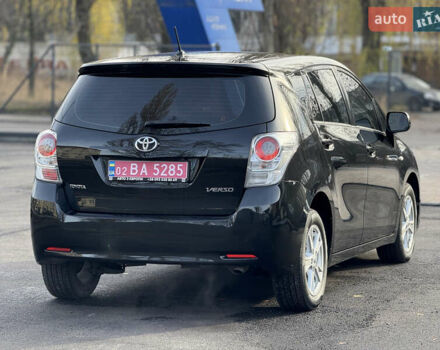 Чорний Тойота Версо, об'ємом двигуна 1.8 л та пробігом 208 тис. км за 11900 $, фото 3 на Automoto.ua