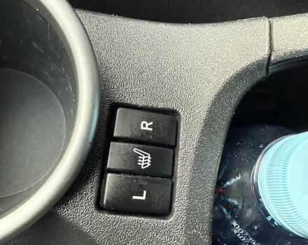 Чорний Тойота Версо, об'ємом двигуна 1.8 л та пробігом 208 тис. км за 11900 $, фото 12 на Automoto.ua