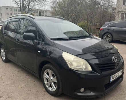 Черный Тойота Версо, объемом двигателя 2 л и пробегом 235 тыс. км за 8000 $, фото 6 на Automoto.ua