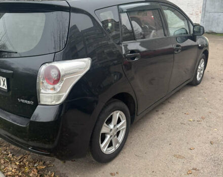 Черный Тойота Версо, объемом двигателя 2 л и пробегом 235 тыс. км за 8000 $, фото 5 на Automoto.ua