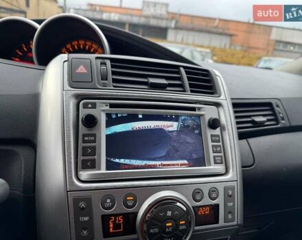 Черный Тойота Версо, объемом двигателя 2 л и пробегом 278 тыс. км за 9490 $, фото 16 на Automoto.ua