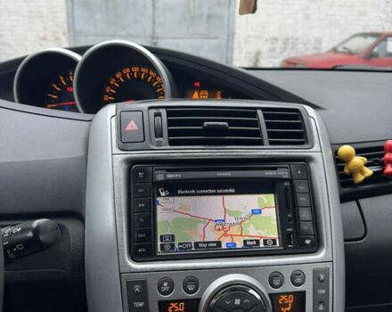 Черный Тойота Версо, объемом двигателя 2 л и пробегом 235 тыс. км за 8000 $, фото 13 на Automoto.ua