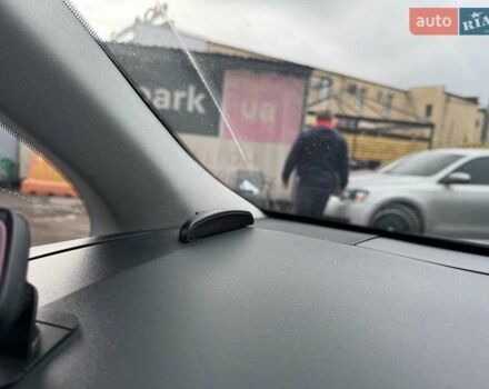 Черный Тойота Версо, объемом двигателя 2 л и пробегом 278 тыс. км за 9490 $, фото 17 на Automoto.ua