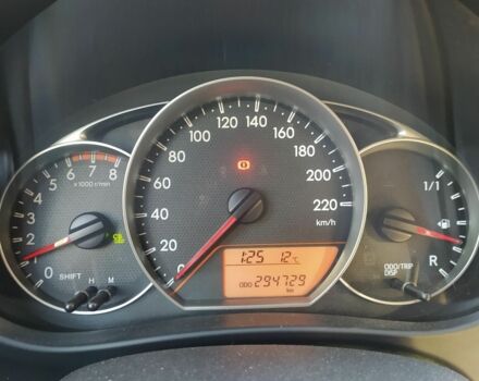 Черный Тойота Версо, объемом двигателя 1.3 л и пробегом 294 тыс. км за 6500 $, фото 16 на Automoto.ua