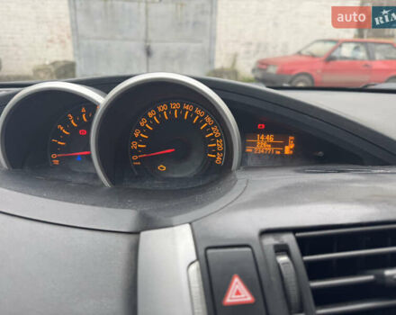 Черный Тойота Версо, объемом двигателя 2 л и пробегом 235 тыс. км за 8000 $, фото 14 на Automoto.ua