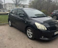 Черный Тойота Версо, объемом двигателя 2 л и пробегом 235 тыс. км за 8000 $, фото 4 на Automoto.ua