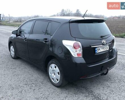 Чорний Тойота Версо, об'ємом двигуна 1.8 л та пробігом 181 тис. км за 10900 $, фото 1 на Automoto.ua