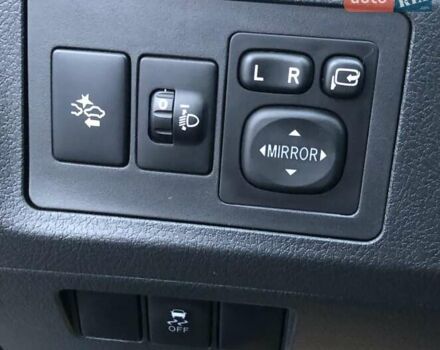 Чорний Тойота Версо, об'ємом двигуна 1.8 л та пробігом 181 тис. км за 10900 $, фото 17 на Automoto.ua