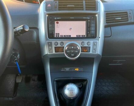 Черный Тойота Версо, объемом двигателя 2 л и пробегом 232 тыс. км за 8999 $, фото 18 на Automoto.ua