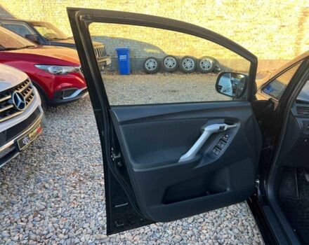 Черный Тойота Версо, объемом двигателя 2 л и пробегом 232 тыс. км за 8999 $, фото 12 на Automoto.ua