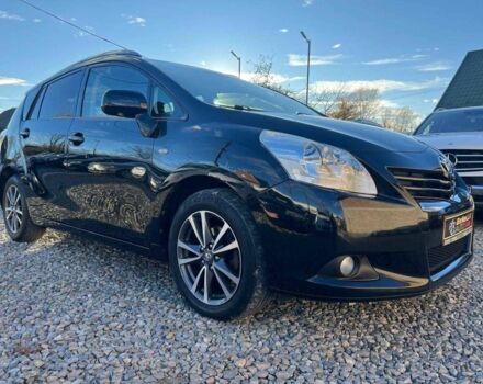 Черный Тойота Версо, объемом двигателя 2 л и пробегом 232 тыс. км за 8999 $, фото 8 на Automoto.ua