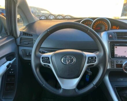 Черный Тойота Версо, объемом двигателя 2 л и пробегом 232 тыс. км за 8999 $, фото 19 на Automoto.ua