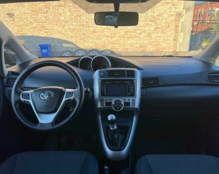 Черный Тойота Версо, объемом двигателя 2 л и пробегом 232 тыс. км за 8999 $, фото 17 на Automoto.ua