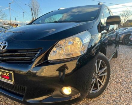 Черный Тойота Версо, объемом двигателя 2 л и пробегом 232 тыс. км за 8999 $, фото 22 на Automoto.ua