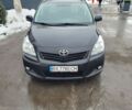 Чорний Тойота Версо, об'ємом двигуна 2 л та пробігом 284 тис. км за 9900 $, фото 1 на Automoto.ua