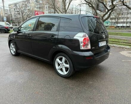 Черный Тойота Версо, объемом двигателя 2.2 л и пробегом 330 тыс. км за 3300 $, фото 1 на Automoto.ua