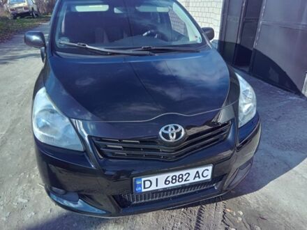 Черный Тойота Версо, объемом двигателя 2 л и пробегом 278 тыс. км за 9500 $, фото 1 на Automoto.ua