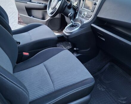 Фиолетовый Тойота Версо, объемом двигателя 1.4 л и пробегом 244 тыс. км за 8999 $, фото 13 на Automoto.ua