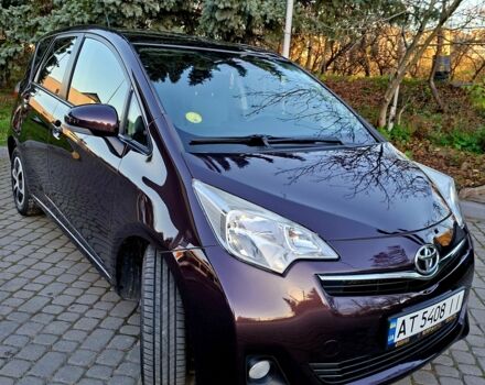 Фиолетовый Тойота Версо, объемом двигателя 1.4 л и пробегом 244 тыс. км за 8999 $, фото 10 на Automoto.ua