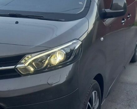 Коричневый Тойота Версо, объемом двигателя 2 л и пробегом 17 тыс. км за 50000 $, фото 6 на Automoto.ua