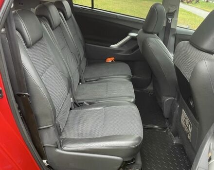 Червоний Тойота Версо, об'ємом двигуна 2 л та пробігом 225 тис. км за 8836 $, фото 14 на Automoto.ua