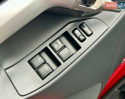 Красный Тойота Версо, объемом двигателя 2 л и пробегом 175 тыс. км за 8700 $, фото 10 на Automoto.ua