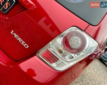 Красный Тойота Версо, объемом двигателя 2 л и пробегом 175 тыс. км за 8700 $, фото 8 на Automoto.ua