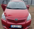 Червоний Тойота Версо, об'ємом двигуна 2 л та пробігом 175 тис. км за 7999 $, фото 1 на Automoto.ua