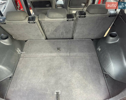 Червоний Тойота Версо, об'ємом двигуна 2 л та пробігом 175 тис. км за 7999 $, фото 10 на Automoto.ua