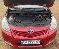 Червоний Тойота Версо, об'ємом двигуна 2 л та пробігом 175 тис. км за 7999 $, фото 4 на Automoto.ua