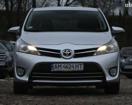 Тойота Версо, объемом двигателя 2.2 л и пробегом 157 тыс. км за 10600 $, фото 3 на Automoto.ua
