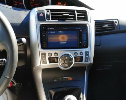 Тойота Версо, объемом двигателя 0 л и пробегом 262 тыс. км за 7200 $, фото 6 на Automoto.ua