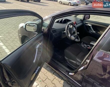 Тойота Версо, об'ємом двигуна 2 л та пробігом 292 тис. км за 8100 $, фото 7 на Automoto.ua