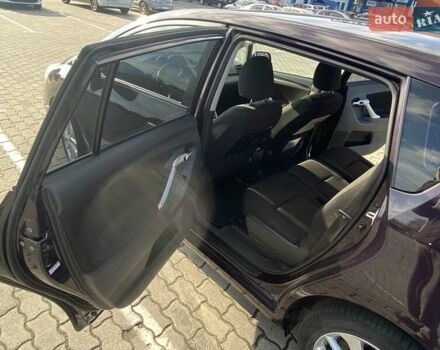 Тойота Версо, об'ємом двигуна 2 л та пробігом 292 тис. км за 8100 $, фото 4 на Automoto.ua