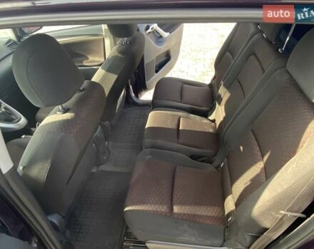 Тойота Версо, об'ємом двигуна 2 л та пробігом 292 тис. км за 8100 $, фото 5 на Automoto.ua