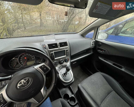 Тойота Версо, объемом двигателя 1.4 л и пробегом 160 тыс. км за 8800 $, фото 12 на Automoto.ua