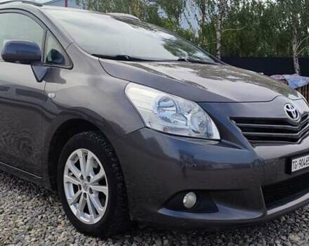 Тойота Версо, объемом двигателя 1.8 л и пробегом 221 тыс. км за 10499 $, фото 2 на Automoto.ua