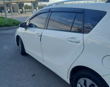Тойота Версо, об'ємом двигуна 1.6 л та пробігом 96 тис. км за 11400 $, фото 4 на Automoto.ua