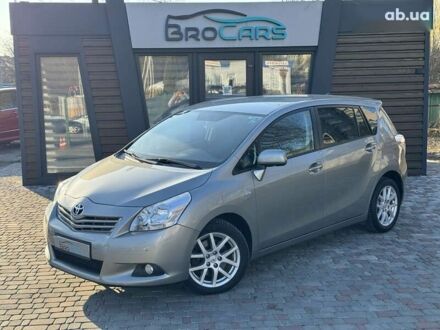 Тойота Версо, объемом двигателя 2.2 л и пробегом 162 тыс. км за 12500 $, фото 1 на Automoto.ua
