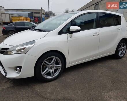 Тойота Версо, объемом двигателя 0 л и пробегом 190 тыс. км за 13200 $, фото 1 на Automoto.ua