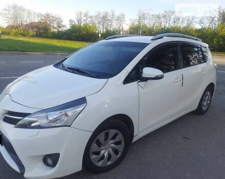 Тойота Версо, объемом двигателя 1.6 л и пробегом 96 тыс. км за 11400 $, фото 1 на Automoto.ua