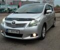 Серый Тойота Версо, объемом двигателя 2 л и пробегом 272 тыс. км за 7900 $, фото 1 на Automoto.ua