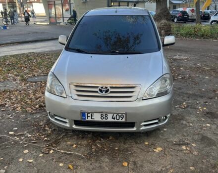 Сірий Тойота Версо, об'ємом двигуна 2 л та пробігом 350 тис. км за 2450 $, фото 6 на Automoto.ua