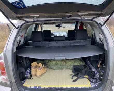 Сірий Тойота Версо, об'ємом двигуна 2.2 л та пробігом 277 тис. км за 6800 $, фото 6 на Automoto.ua