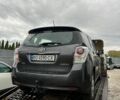 Серый Тойота Версо, объемом двигателя 2 л и пробегом 175 тыс. км за 3000 $, фото 1 на Automoto.ua