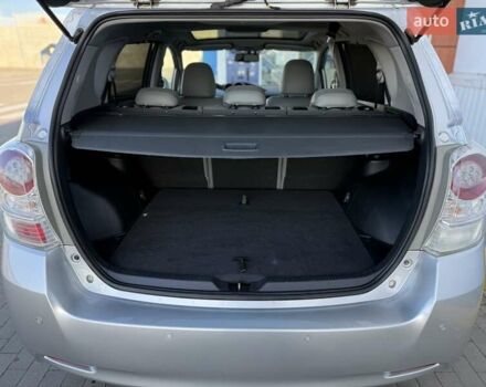Серый Тойота Версо, объемом двигателя 2.2 л и пробегом 170 тыс. км за 10700 $, фото 27 на Automoto.ua