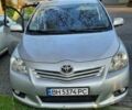 Сірий Тойота Версо, об'ємом двигуна 2 л та пробігом 235 тис. км за 8098 $, фото 1 на Automoto.ua