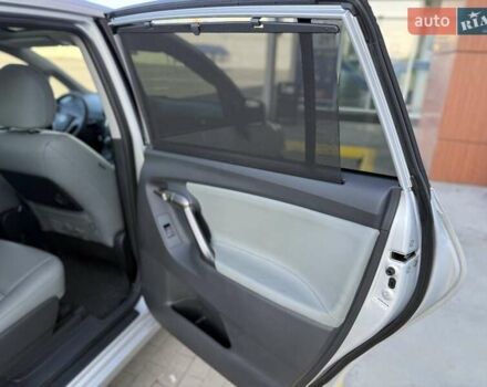 Серый Тойота Версо, объемом двигателя 2.2 л и пробегом 170 тыс. км за 10700 $, фото 31 на Automoto.ua