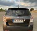 Серый Тойота Версо, объемом двигателя 2 л и пробегом 294 тыс. км за 8500 $, фото 6 на Automoto.ua
